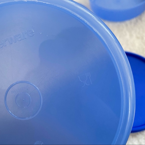 Tupperware (matching x 4) - Picture 5 of 9